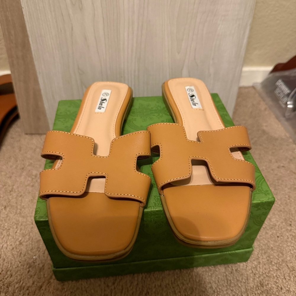 SHEIN Camel Slip-On Sandals
